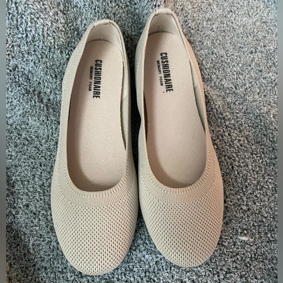 Cushionaire ballet flats cream - Picture 1 of 5